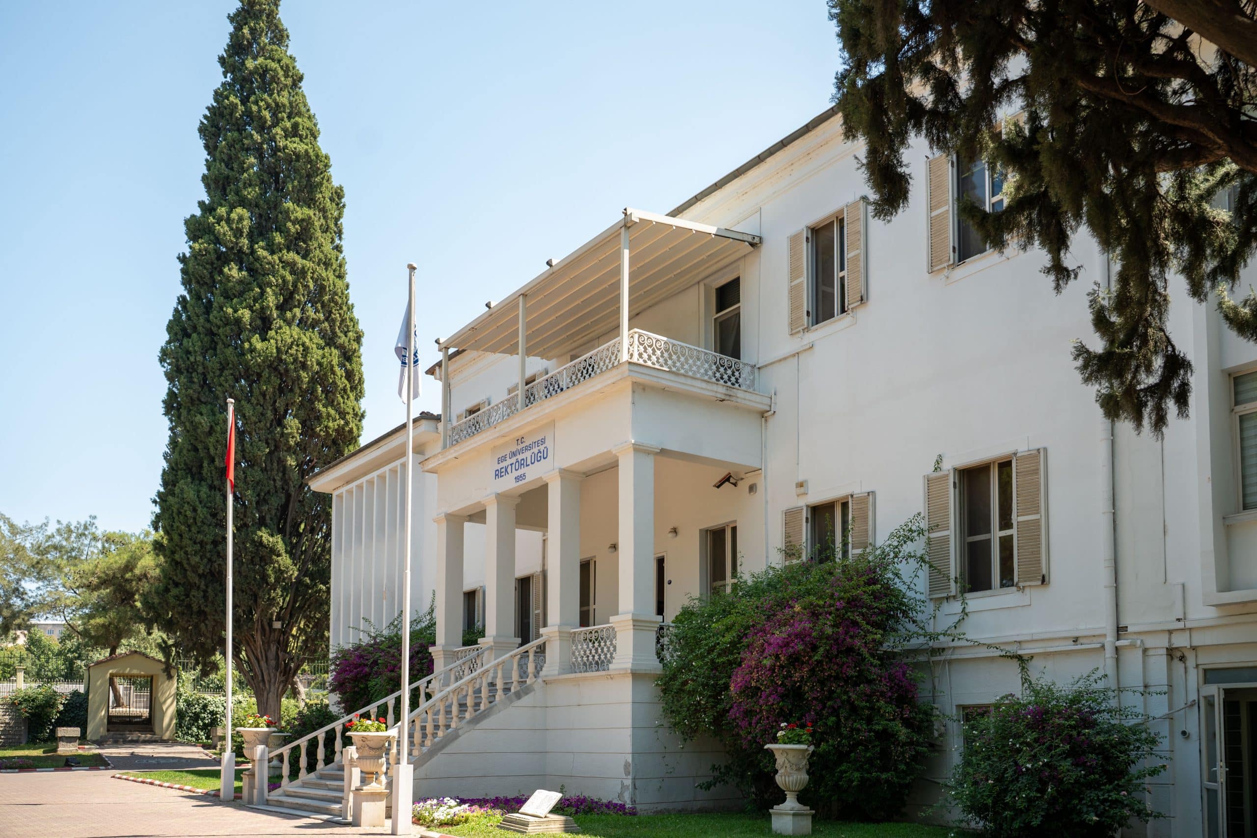 Charlton Whittall Köşkü (Büyük Ev / EÜ Rektörlüğü) - Galeri 10