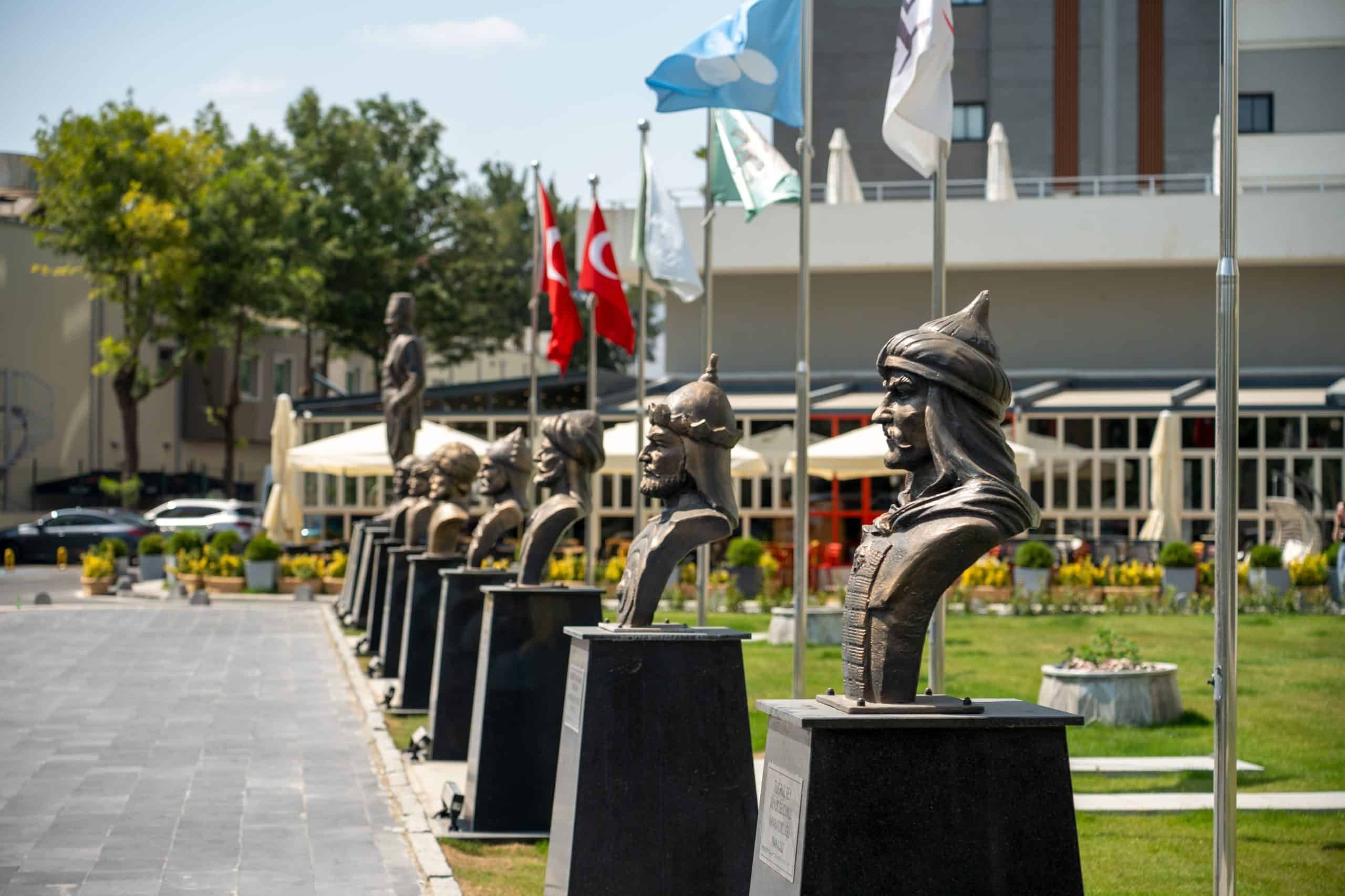 Abide-i Hürriyet Meydanı - Galeri 18