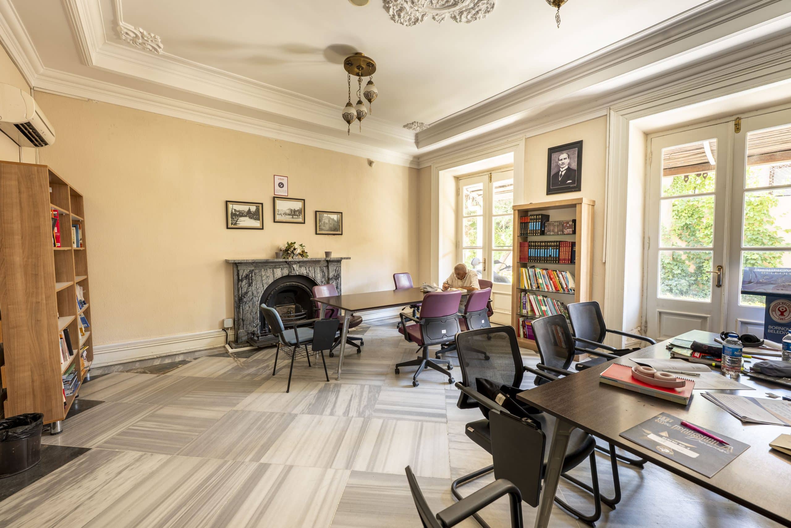 Belhomme Köşkü (Atatürk Kütüphanesi) - Galeri 15