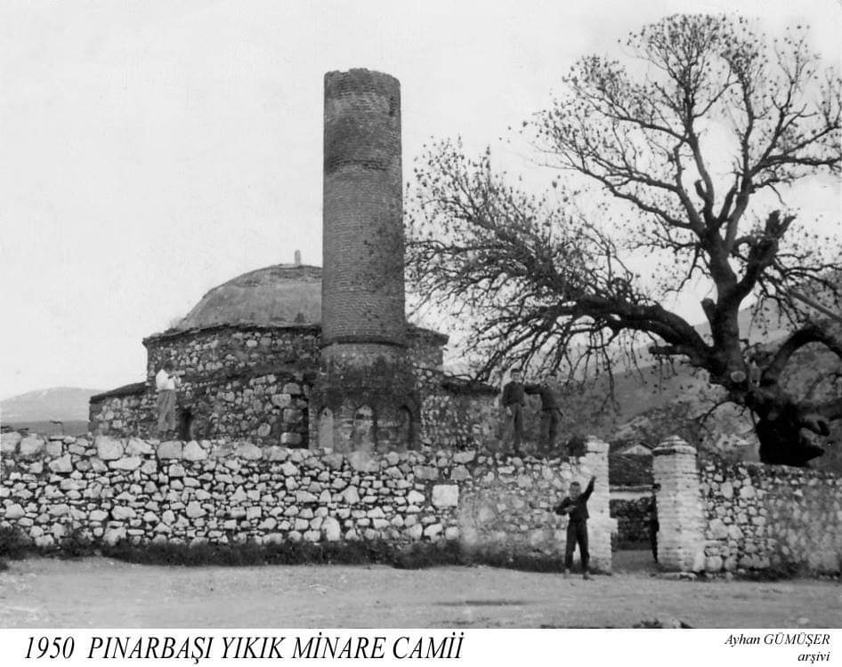 Yıkık Minare Camii