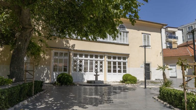 Dramalılar Köşkü